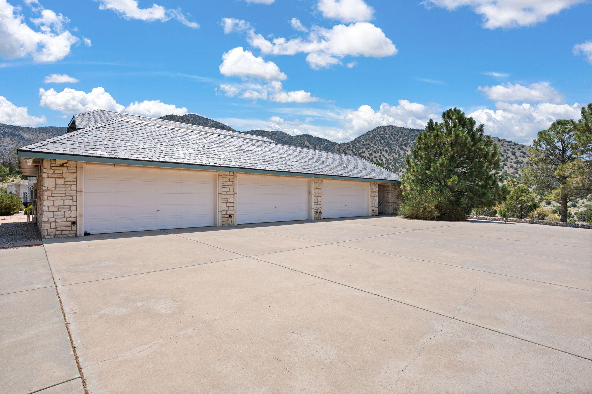 3150 Coyote Trail, Albuquerque, NM, 87123 3150 Coyote Trail, Albuquerque, NM, 87123