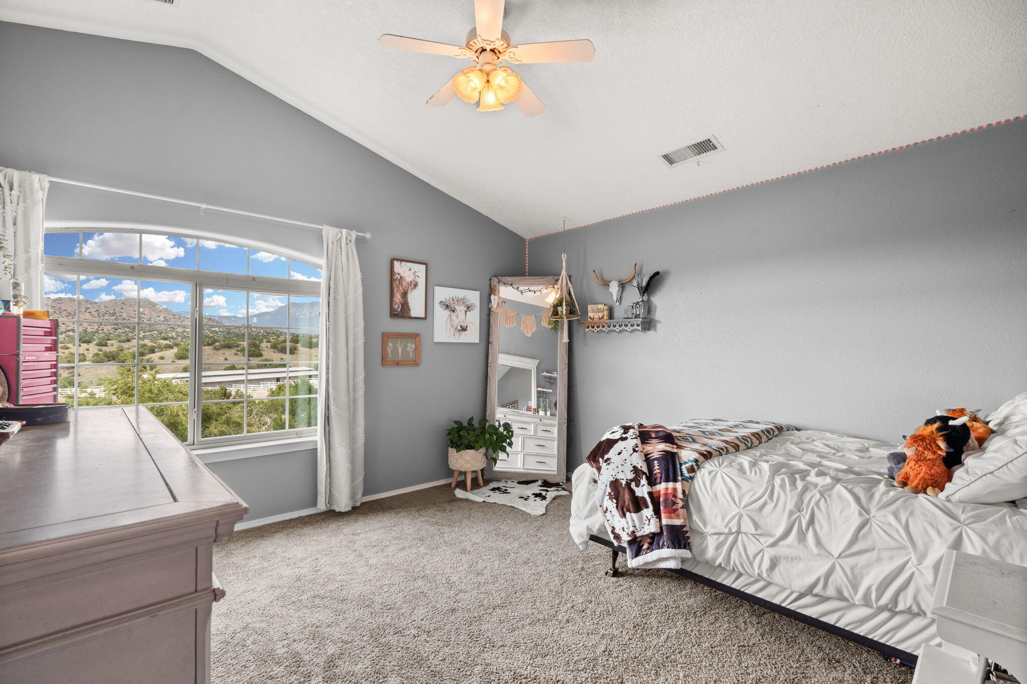 3150 Coyote Trail, Albuquerque, NM, 87123 3150 Coyote Trail, Albuquerque, NM, 87123