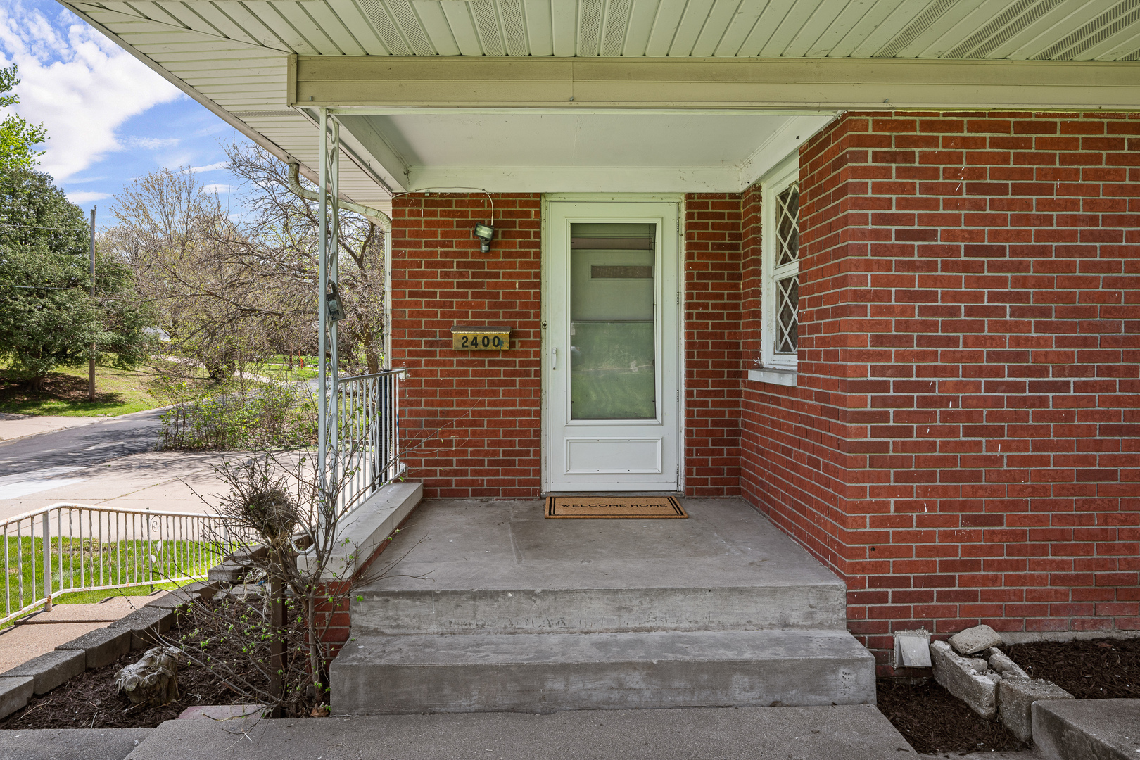 2400 27th Street, Rock Island, IL, 61201