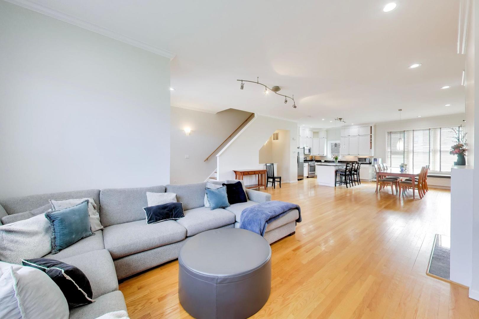 4010 N Clark Street UNIT C, Chicago, IL, 60613