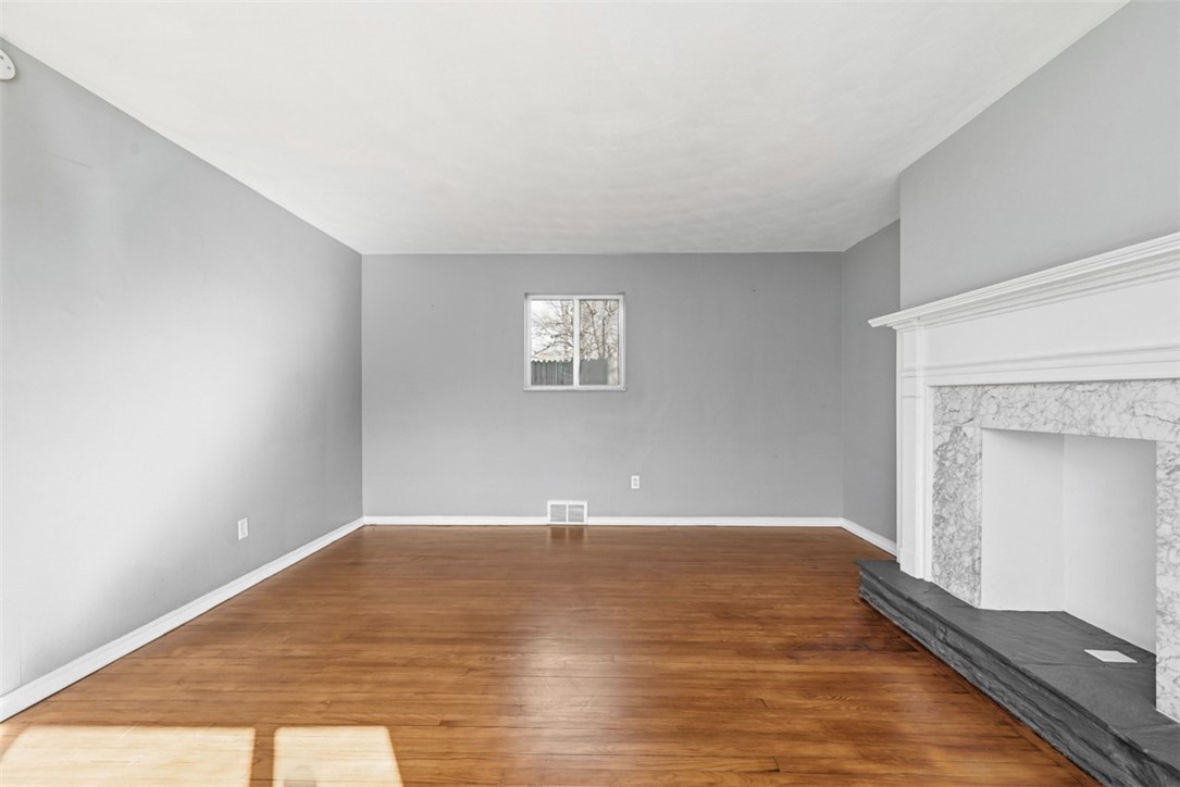 1381 Pocono St, Pittsburgh, PA, 15218