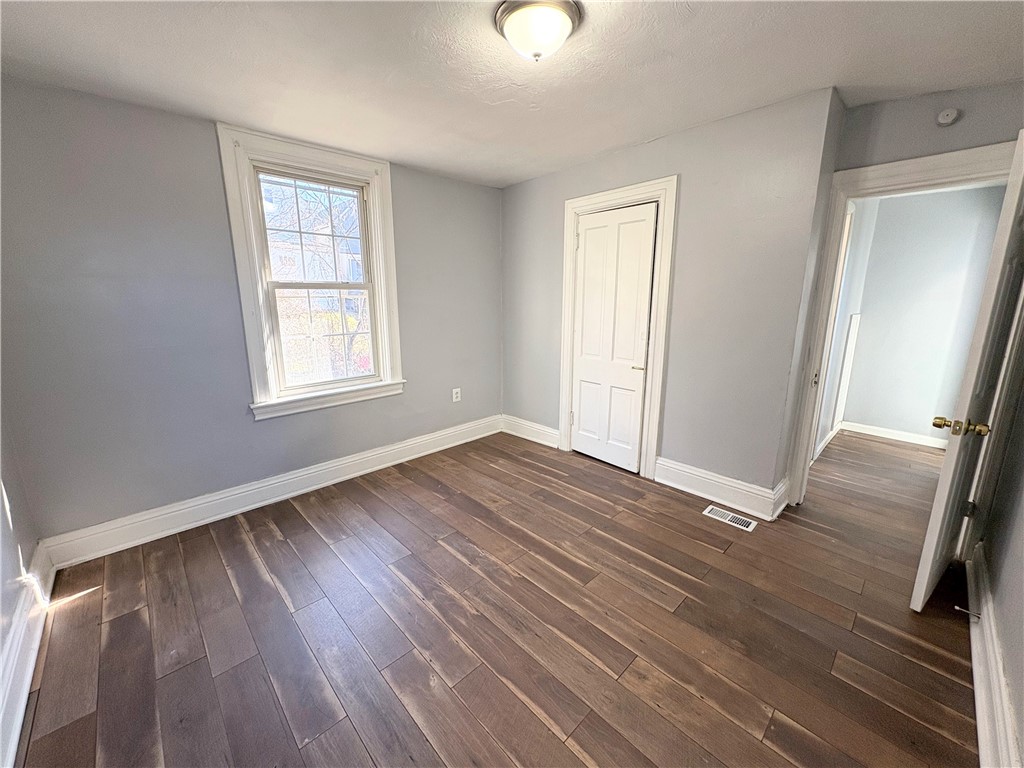 1020 Lakewood Ave, Pittsburgh, PA, 15220