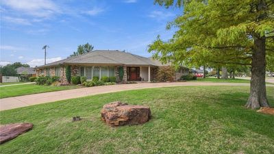 Featured listings