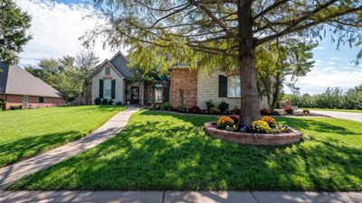 Featured listings