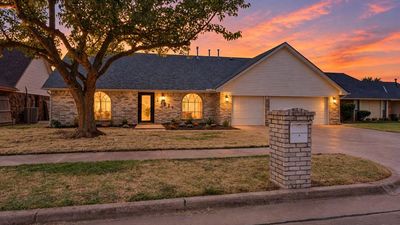Featured listings