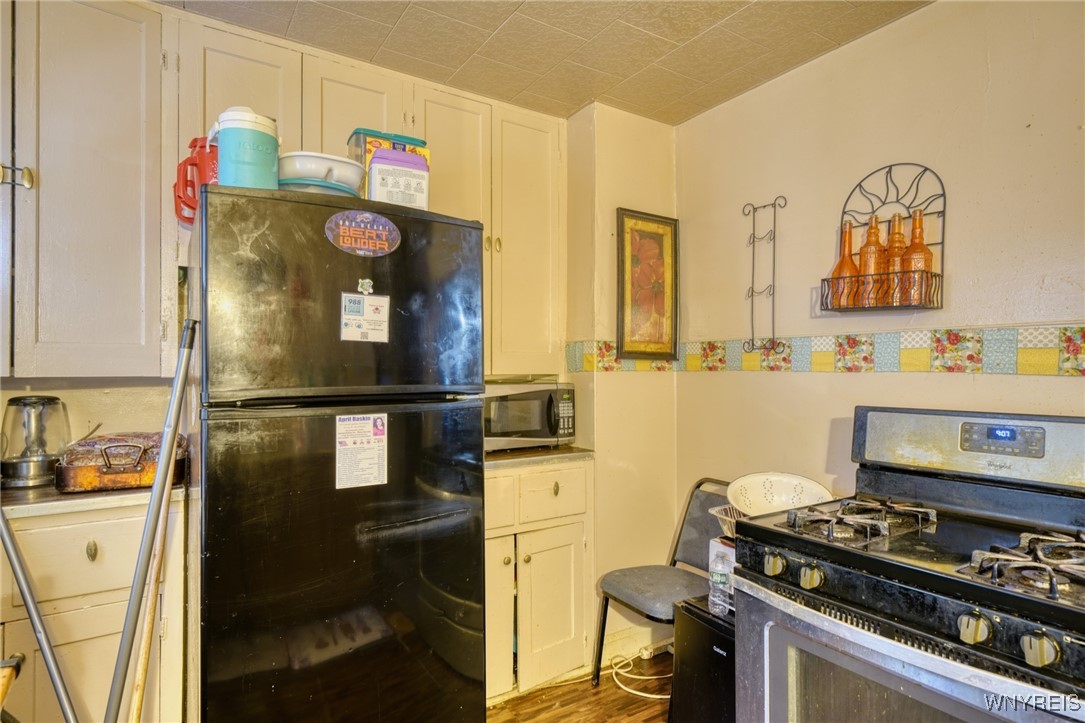 82 Montclair Avenue, Buffalo, NY, 14215