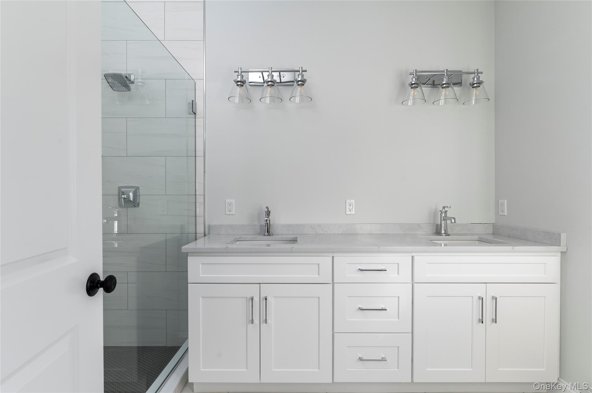 748 9W Route, Valley Cottage, NY, 10989