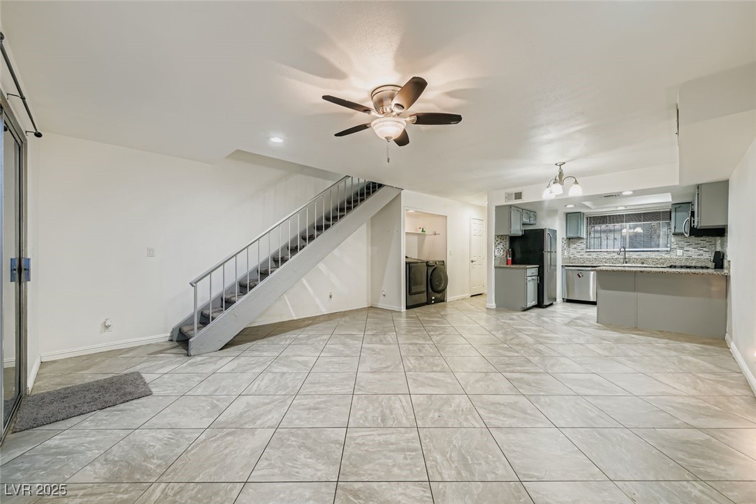 895 Rhinegold Way, Las Vegas, NV, 89110