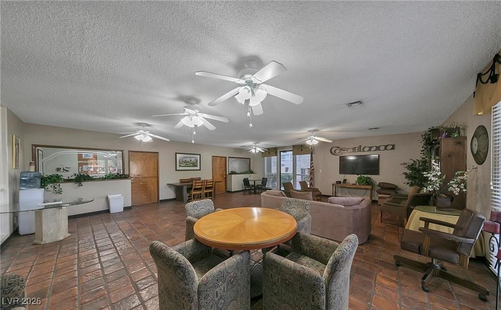 730 S Royal Crest Circle UNIT 444, Las Vegas, NV, 89169