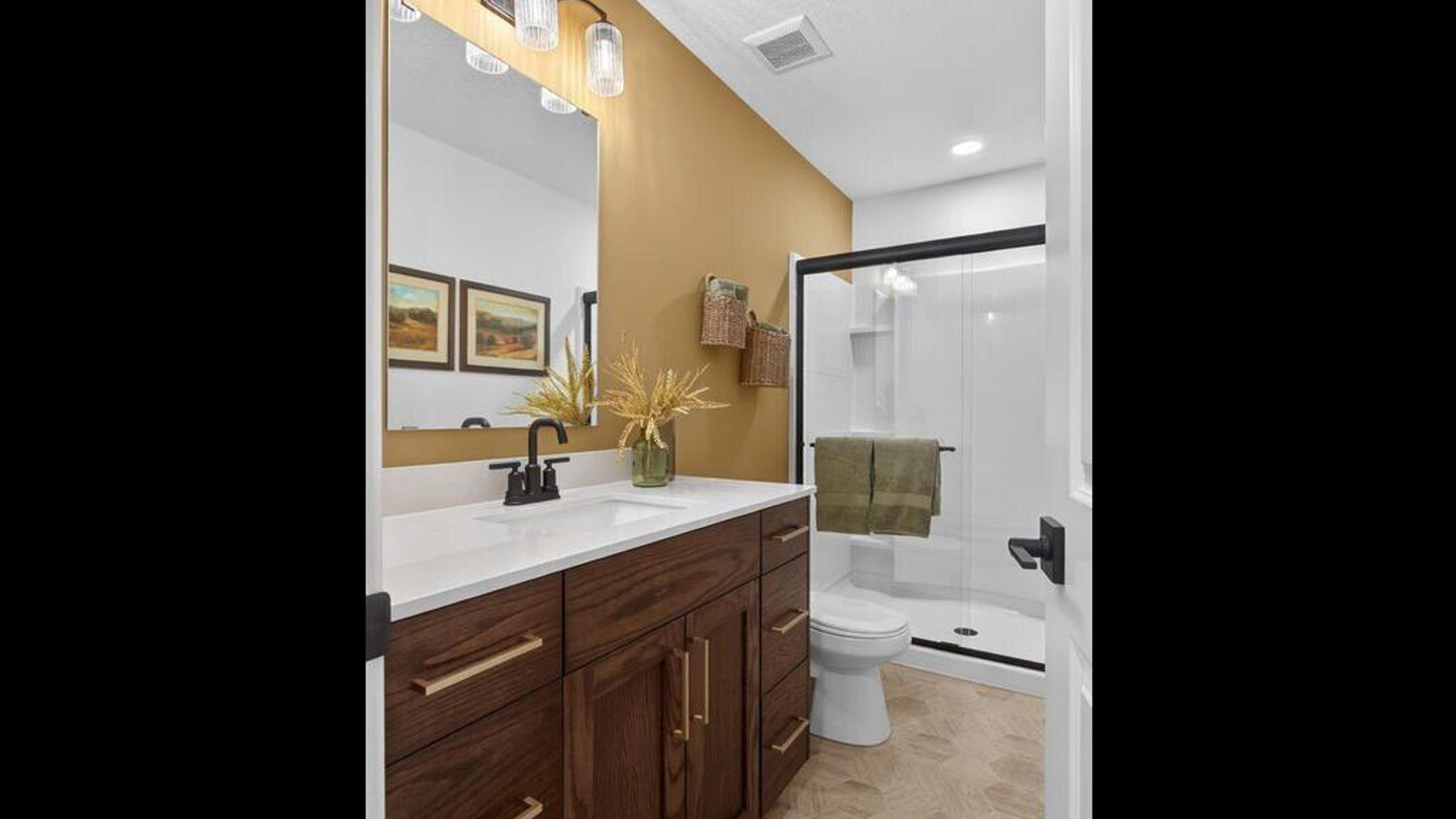 20081 Globe Drive, Lakeville, MN, 55044