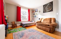 865 St Clair Avenue, Saint Paul, MN, 55105