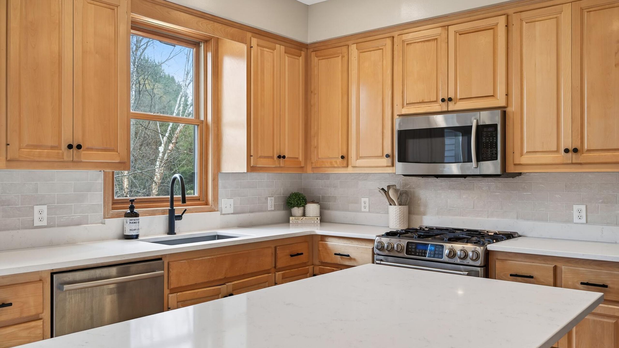 7319 Fawn Hill Road, Chanhassen, MN, 55317