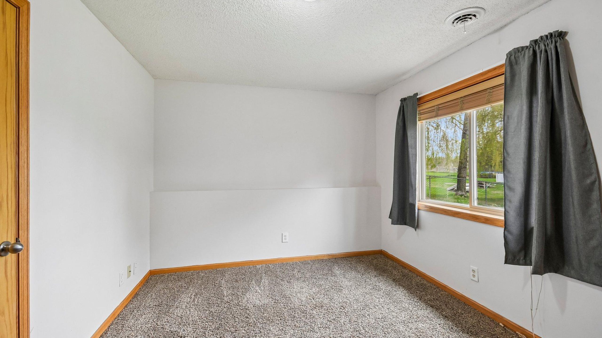 23092 Navajo Street NW, Saint Francis, MN, 55070