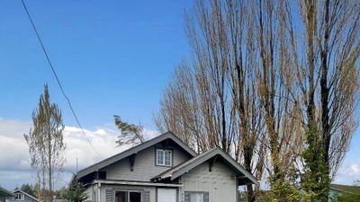 Homes for Sale in South Bend, WA.