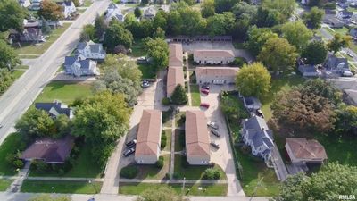 $750,000+