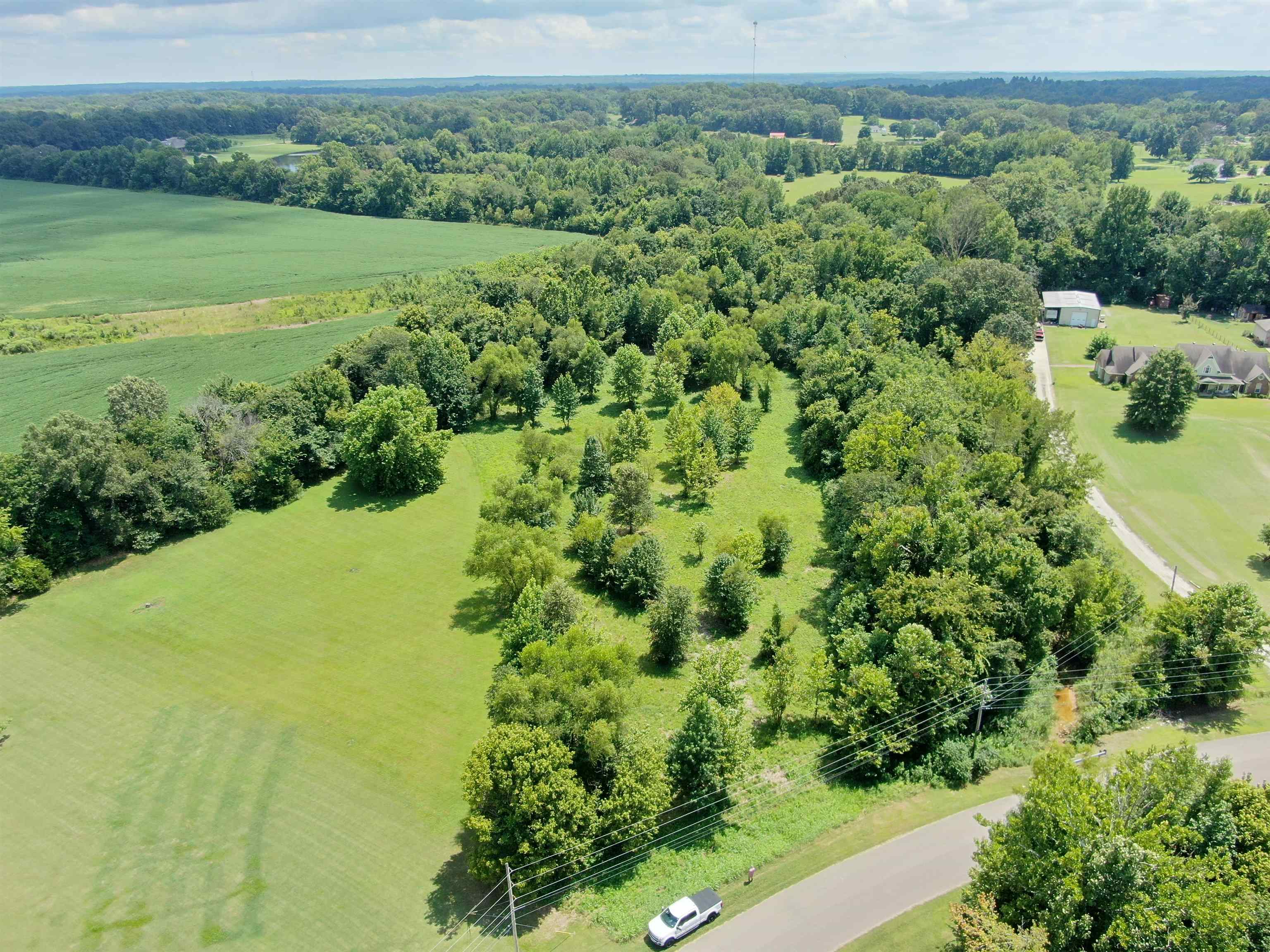 230 CROOKED CREEK DR, Oakland, TN, 38060