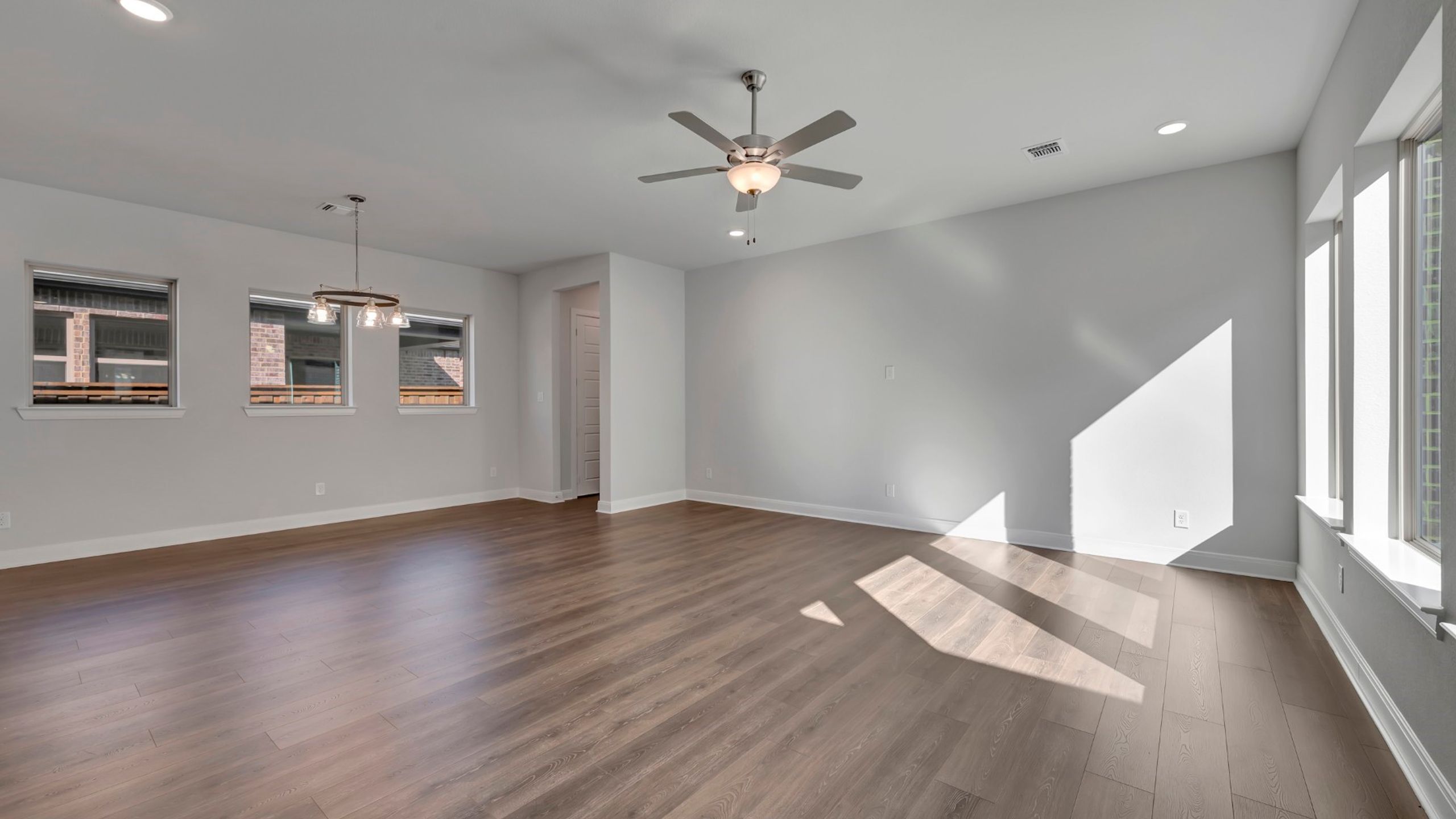 2075 Emerald Grove Drive, Arlington, TX, 76005