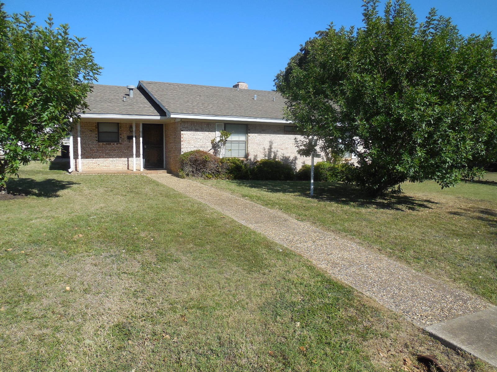 820 Walnut Street, Ranger, TX, 76470