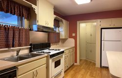 421 S 8th Avenue, Teague, TX, 75860