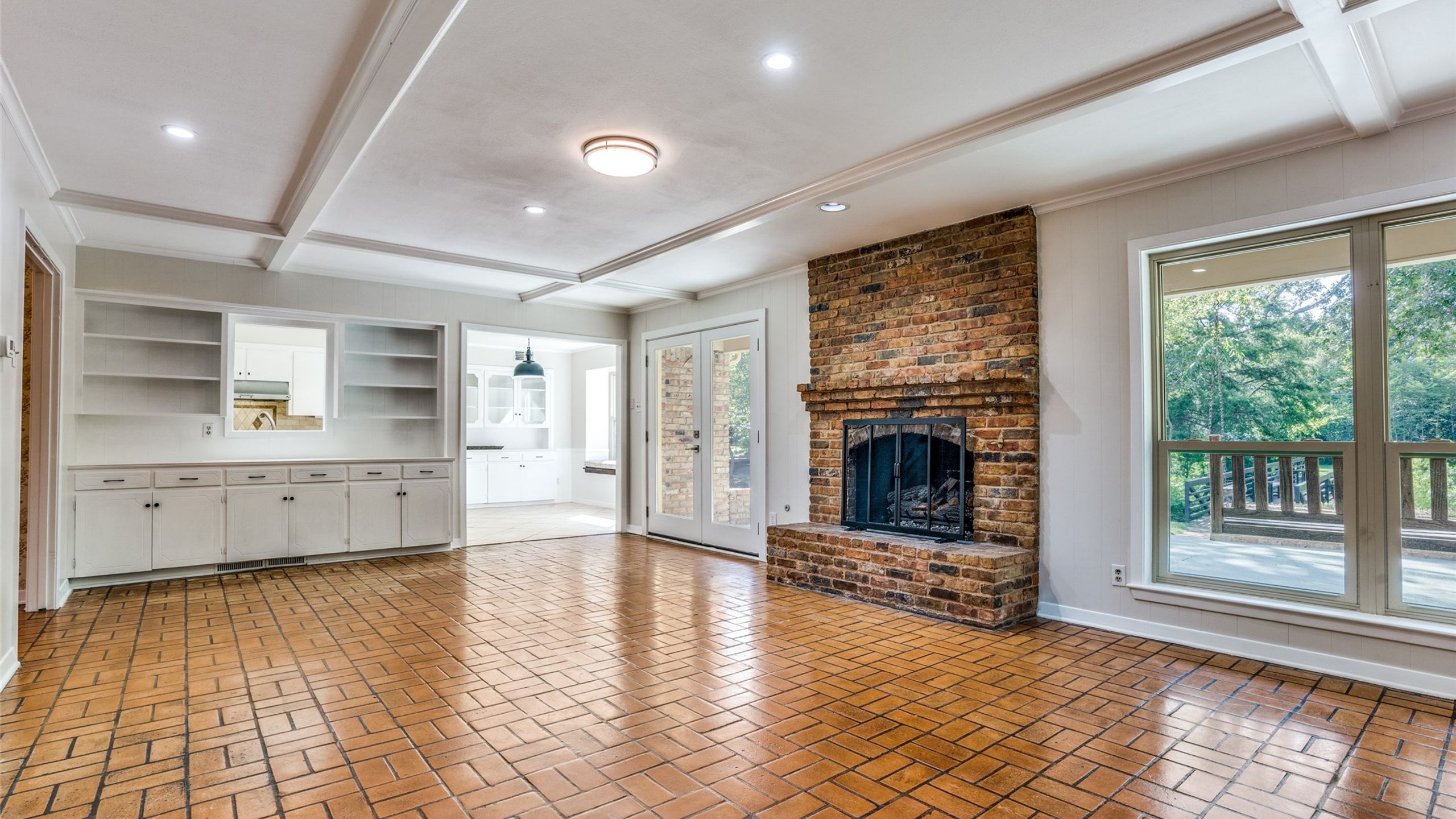 10534 Royal Springs Drive, Dallas, TX, 75229