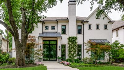 Featured listings