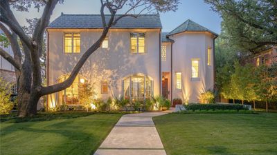 Featured listings