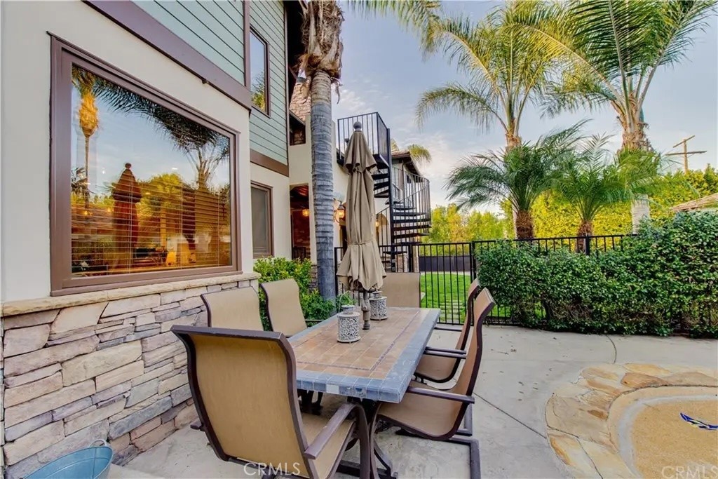 5230 Quakertown Avenue, Woodland Hills, CA, 91364