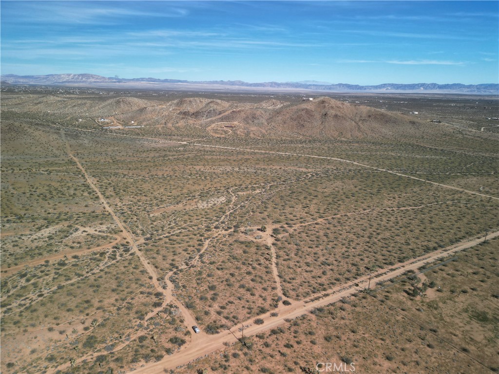 34 La Brisa Drive, Joshua Tree, CA, 92252