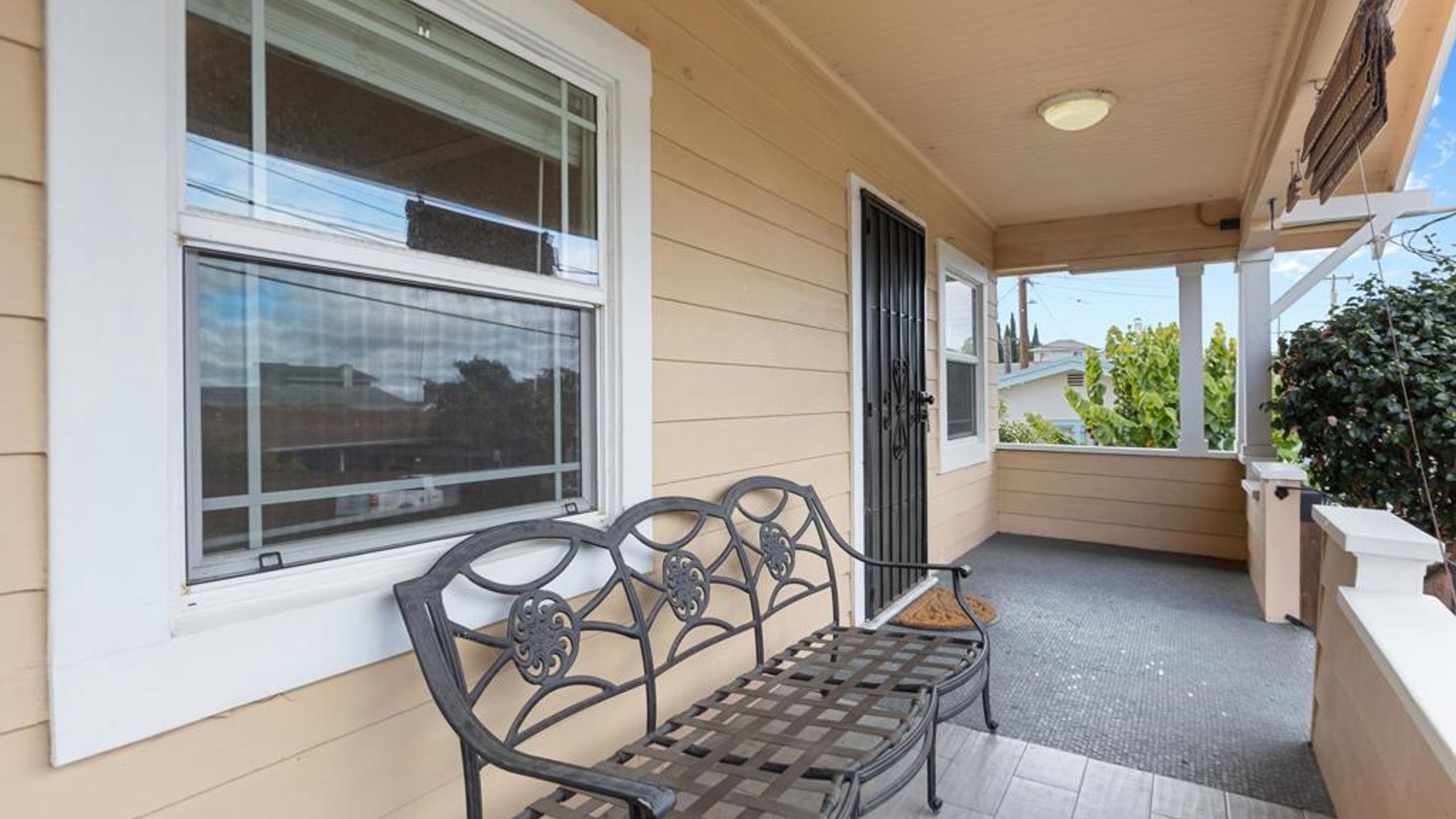 2316 RANSOM AVE, Oakland, CA, 94601-3875