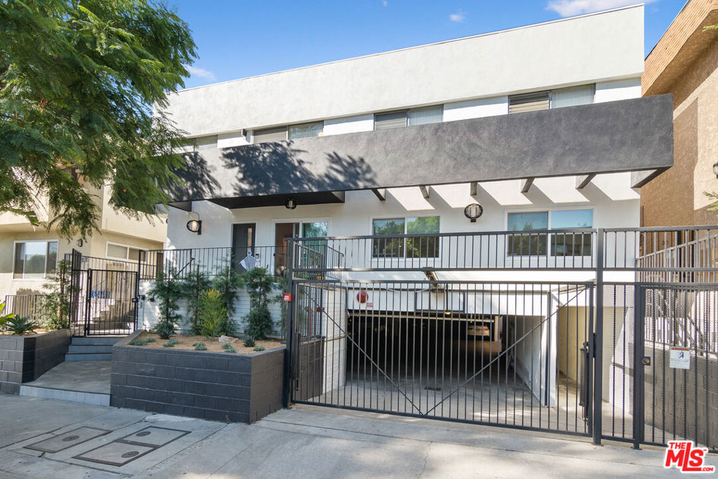 1021 N Genesee Avenue UNIT 8, West Hollywood, CA, 90046