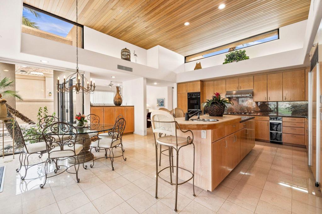 49025 Calle Flora, La Quinta, CA, 92253