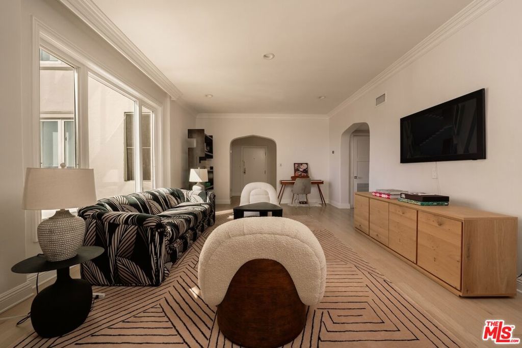 1424 N Crescent Heights Boulevard UNIT 54, West Hollywood, CA, 90046