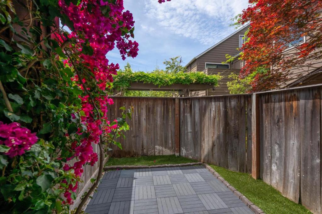 1135 Shoreline Drive, San Mateo, CA, 94404