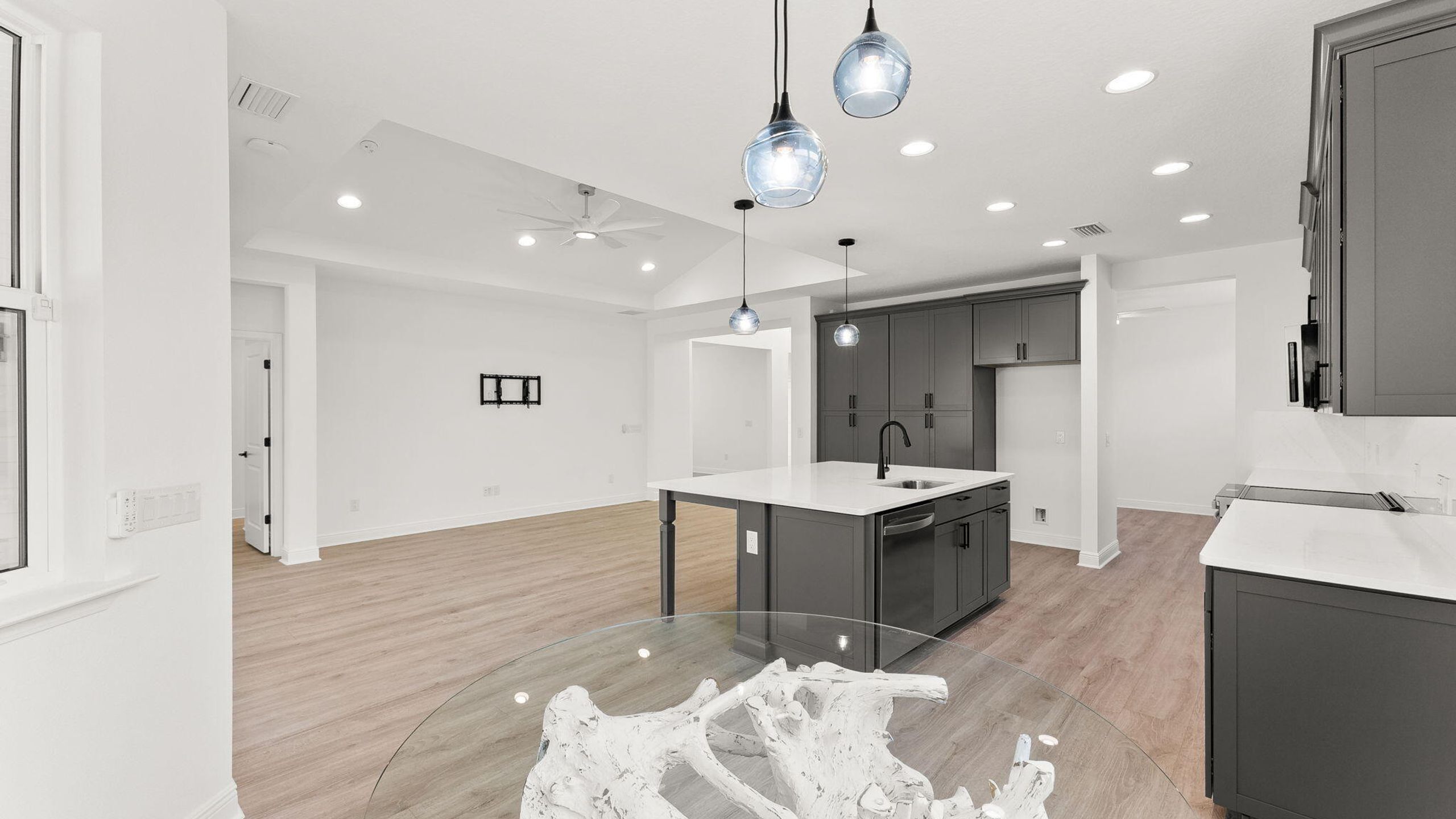 8863 Coral Reef Way, Panama City Beach, FL, 32413