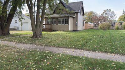 Featured listings