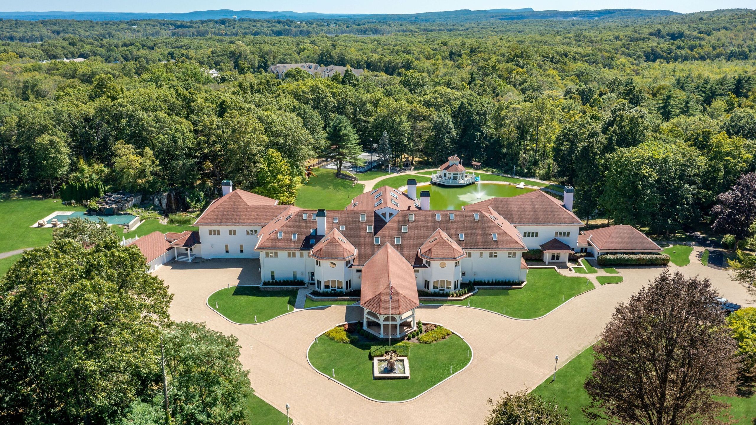 Lakefront Properties