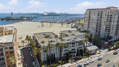 Kress Lofts: Authentic NY-Style Brick & Timber in DTLB