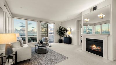 Kress Lofts: Authentic NY-Style Brick & Timber in DTLB