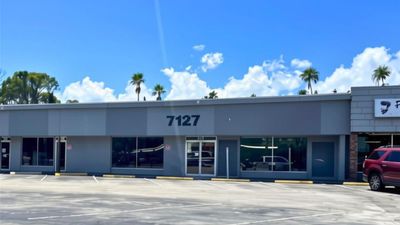 RETAIL SPACES